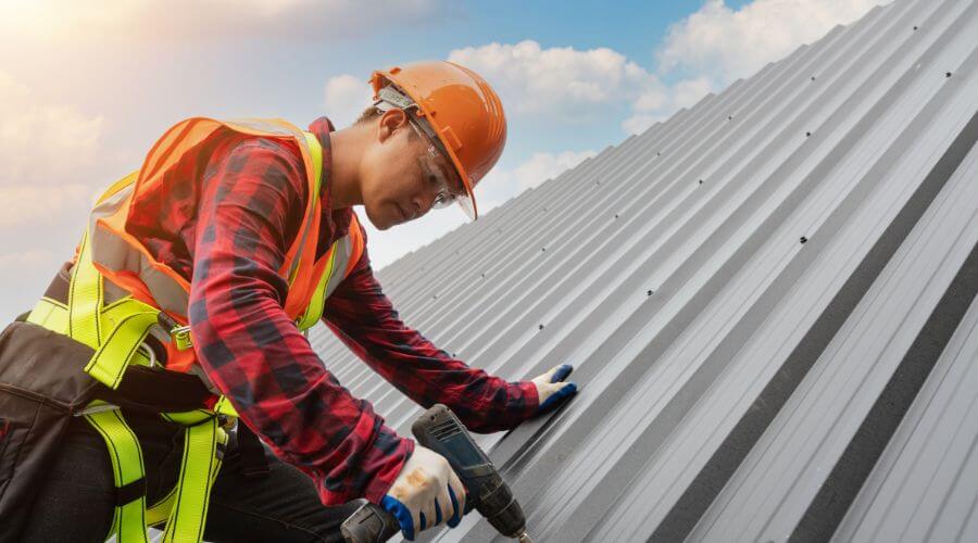 Owens Corning roofing contractor in Summit Lake, WI
